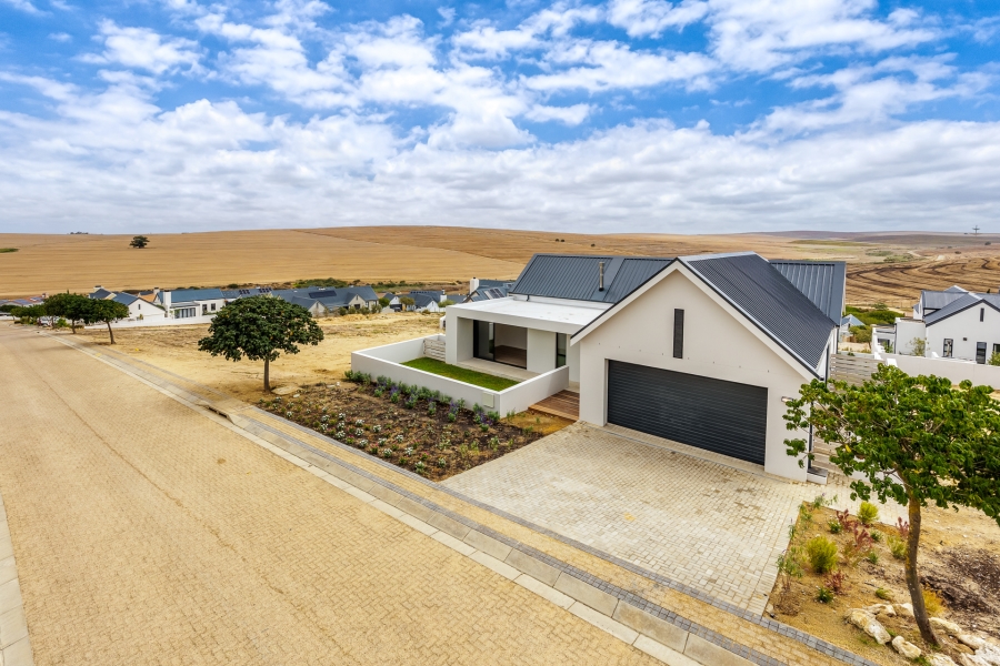 5 Bedroom Property for Sale in Mount Royal Golf Estate Western Cape